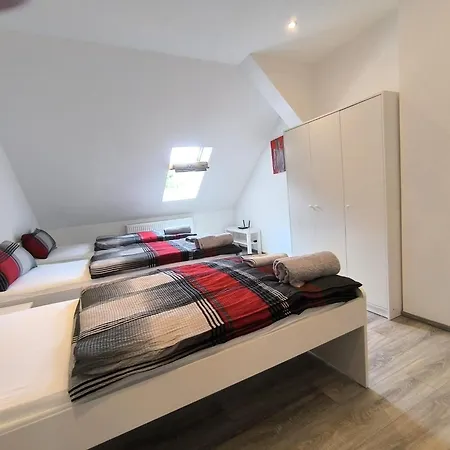 Apartment 5-betten-apartment In Wuppertal
