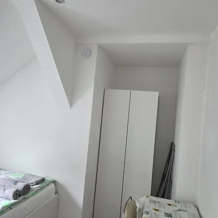 5-betten-apartment In 伍珀塔尔